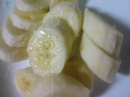 1本分で作らせて頂きました。レモンの
酸味がバナナの甘みと合って美味しかったです。ご馳走様でした。