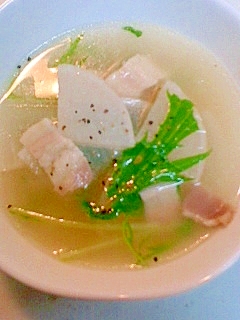 大根とベーコン・水菜のスープ