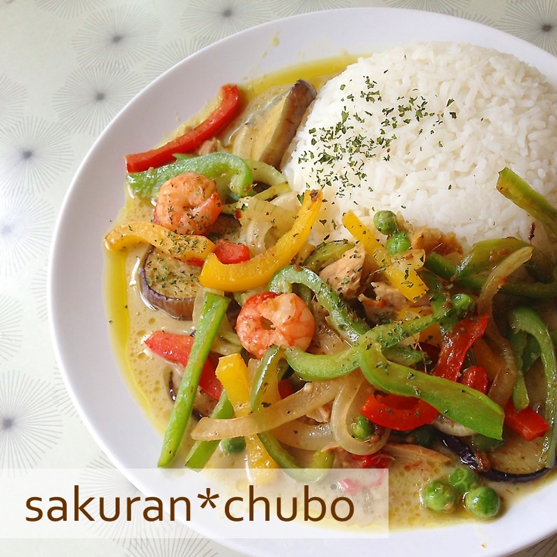 いなばのタイカレー缶で★カフェ飯風タイカレー。