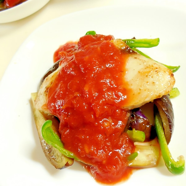 夏野菜とメカジキのムニエル トマトソースかけ レシピ 作り方 By ドキンちゃん0298 楽天レシピ 夏野菜とメカジキのムニエル トマトソースかけ レシピ 作り方 By ドキンちゃん0298 楽天レシピ