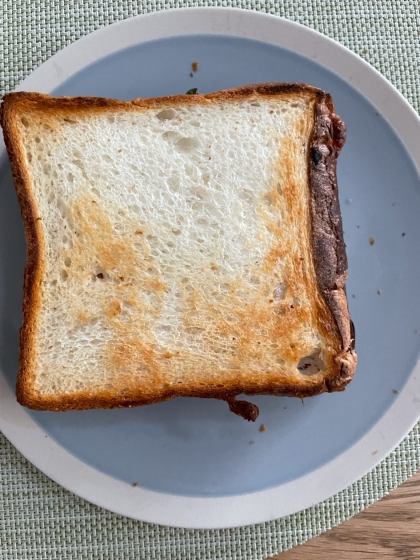 フライパンでカリッと焼くホットサンド