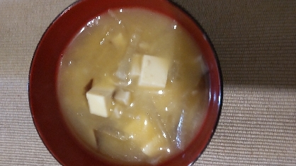 大根と椎茸と豆腐の味噌汁