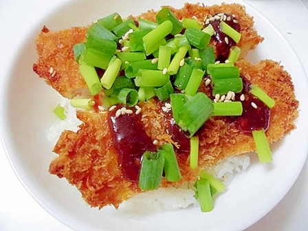 チキン味噌カツ丼