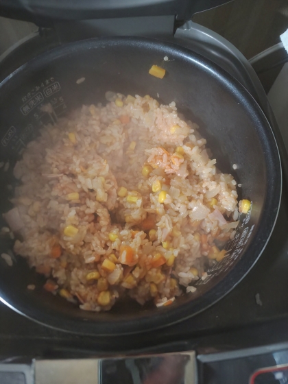 炊飯器で簡単ケチャップライス