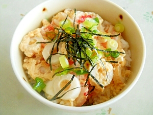 ちくわとカニカマの玉子丼