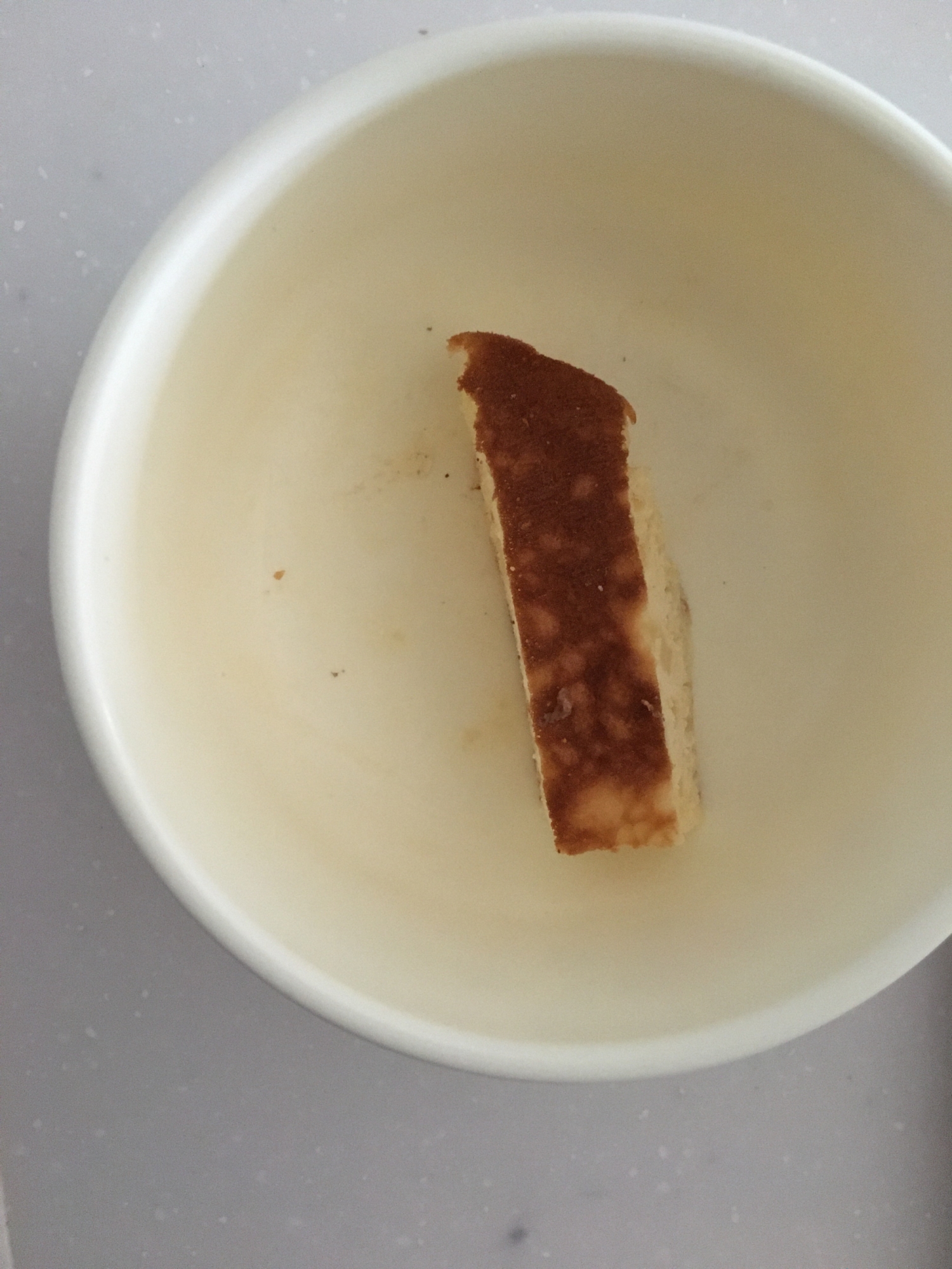 メープルで味付け済みのホットケーキ