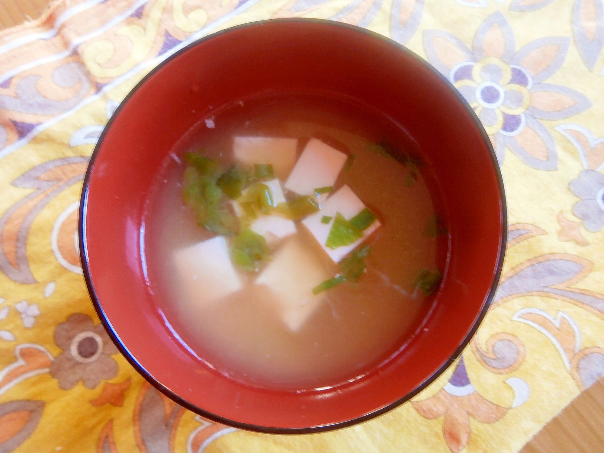 めかぶ・豆腐の味噌汁