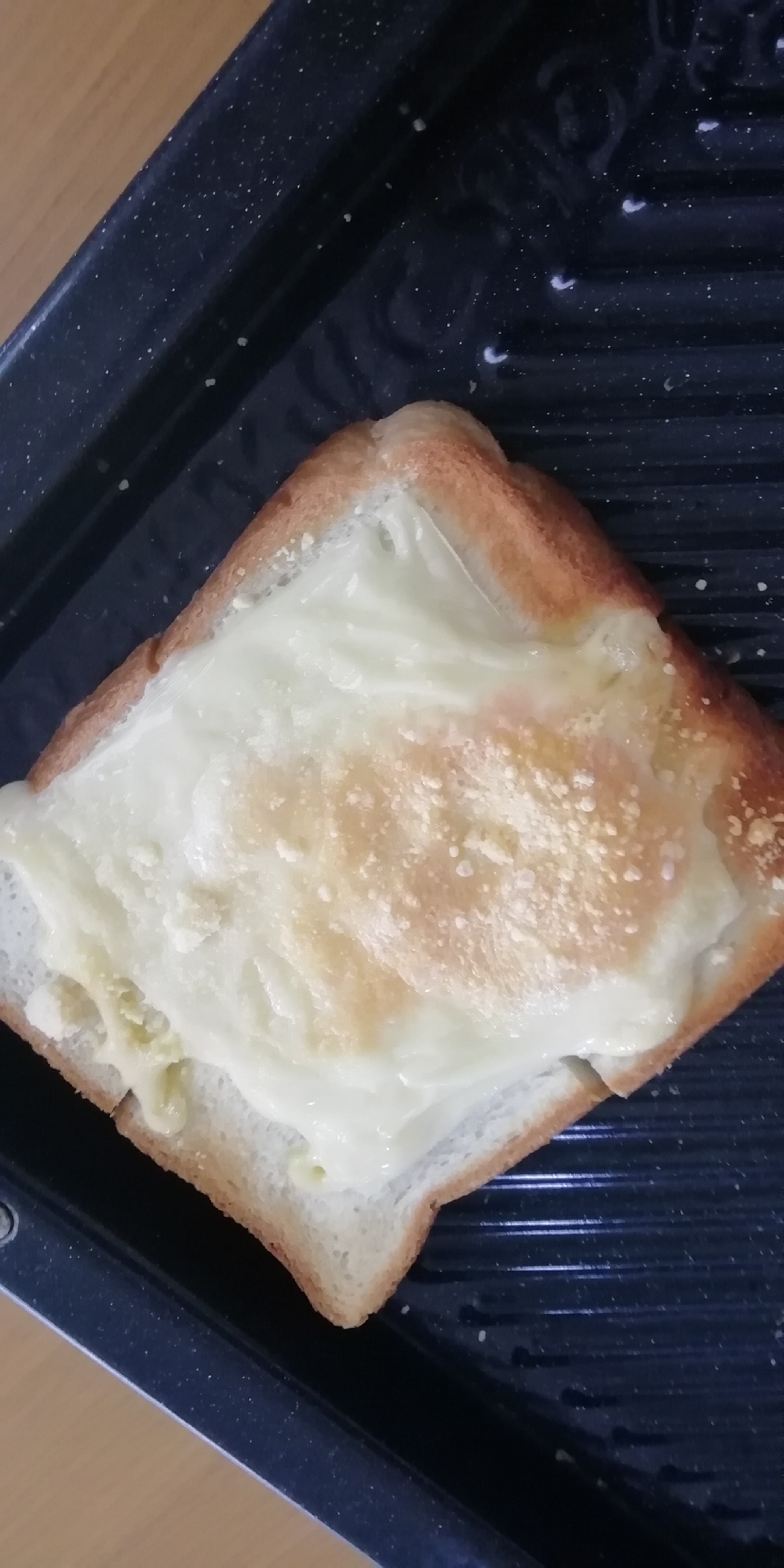 チーズたっぷりトースト♪
