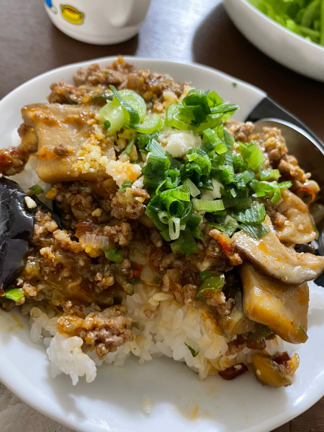 ご飯のすすむ麻婆茄子丼