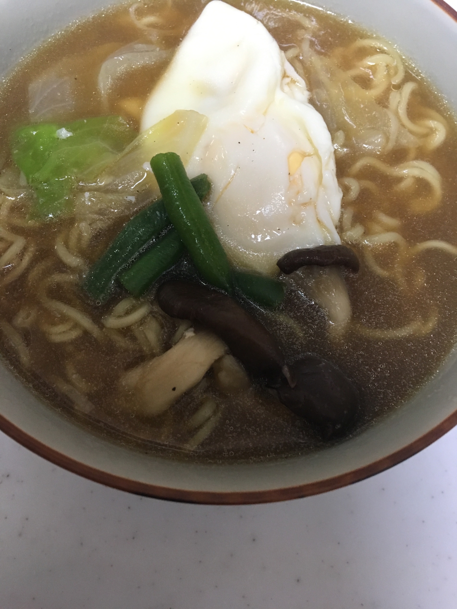 キャベツといんげんの玉子入り(^O^)醤油ラーメン