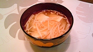 冷凍えのきと豆腐の味噌汁