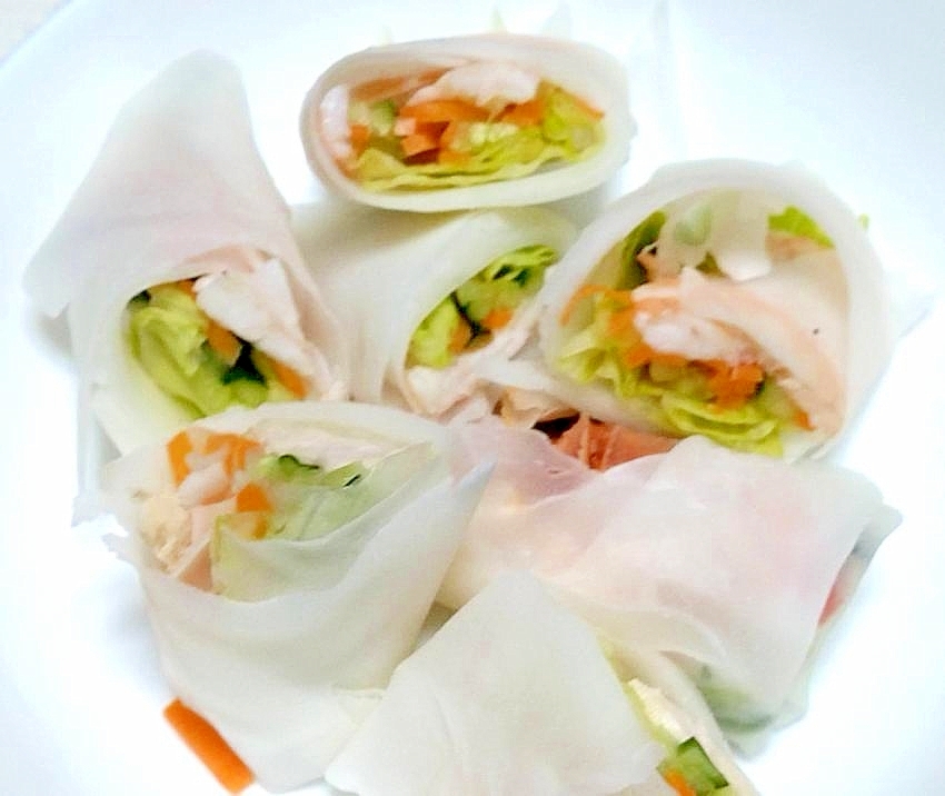海老と茹で鶏の生春巻き