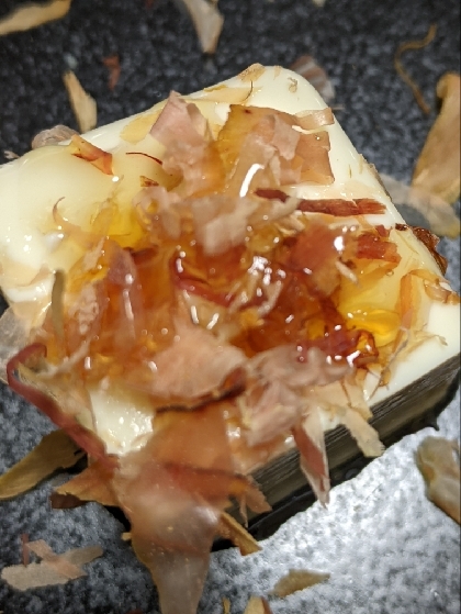 鰹節と生姜の冷奴
