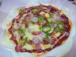 餃子の皮で簡単ピザ