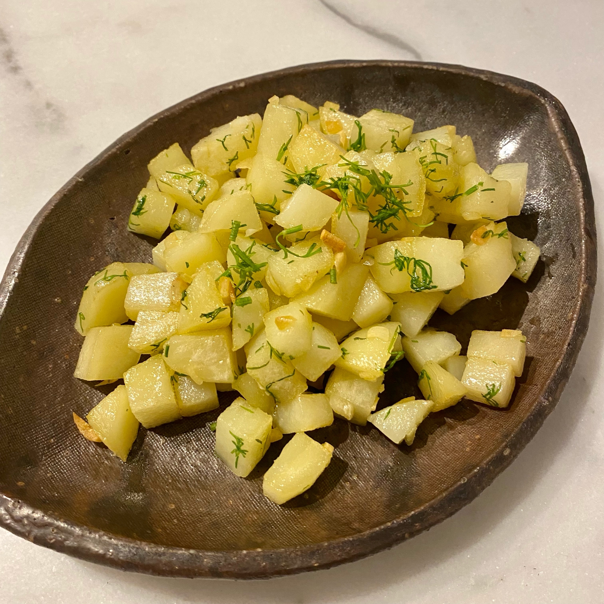 主夫がつくるじゃがいものディル炒め