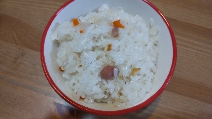 炊飯器で·͜·ᰔᩚシーフードピラフ