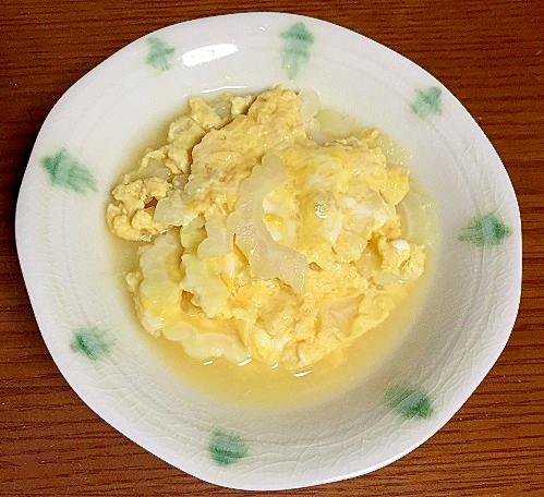 白ゴーヤの卵とじ