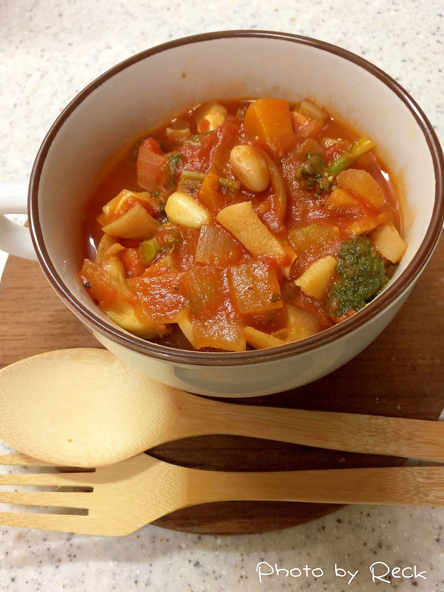 トロトロ豚耳と残り物野菜で簡単あったかチリコンカン