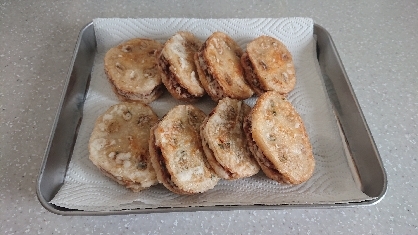 レンコンの鶏つくねはさみ揚げ