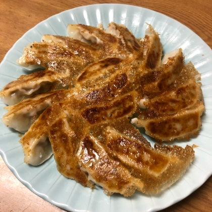 パリパリ羽根つきチーズ餃子