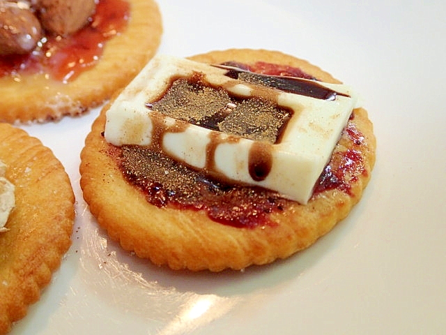 BBジャムとWチョコとチョコシナモンの焼きリッツ