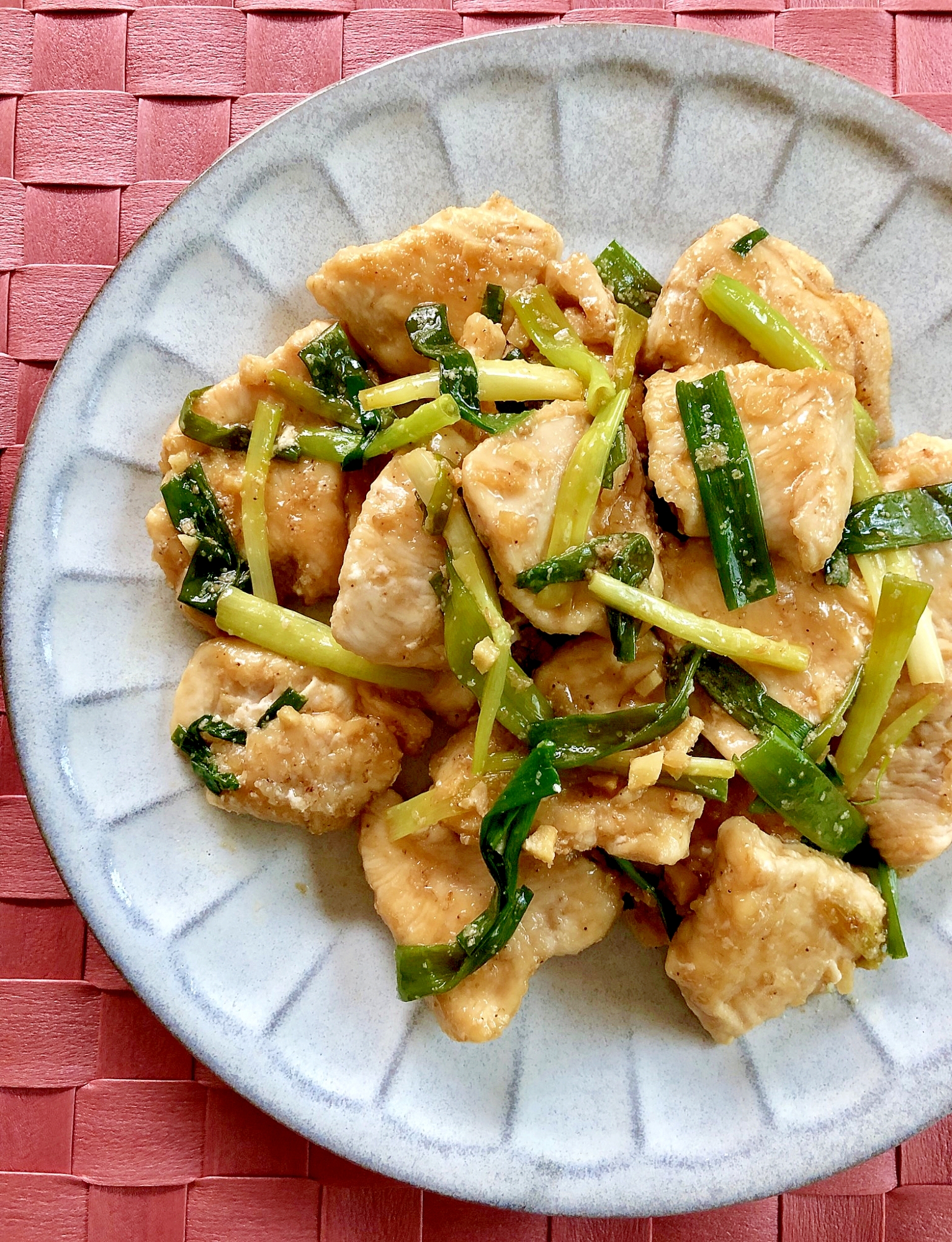 鶏むね肉とネギのごましょうゆ炒め