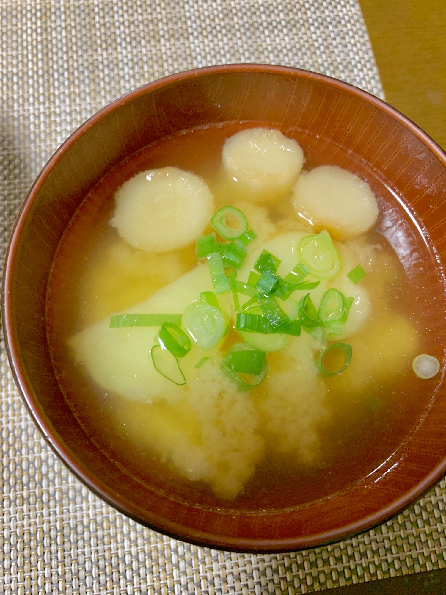 じゃがいもとお麩の味噌汁