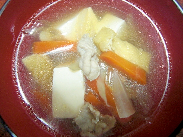 根菜と豆腐の汁物