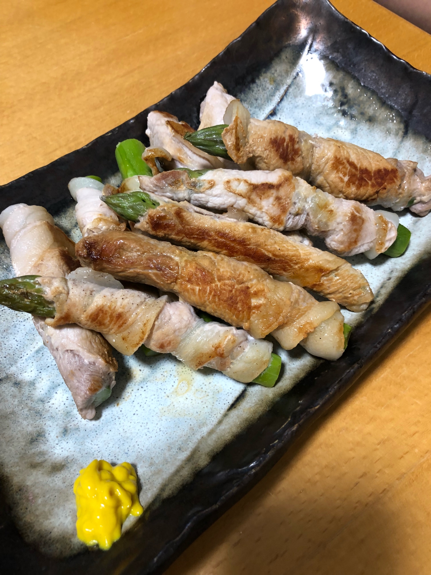 アスパラの豚肉巻き