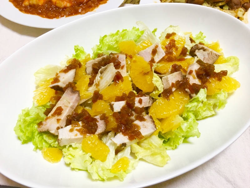 夏みかんとレタスの香味野菜タレ焼豚サラダ♡