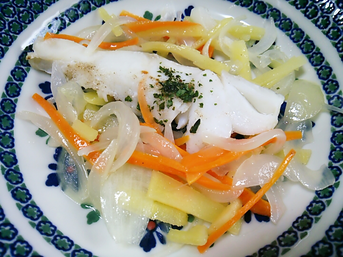 シリコンスチーマーでつくる タラのバター蒸し レシピ 作り方 By ぷもか 楽天レシピ