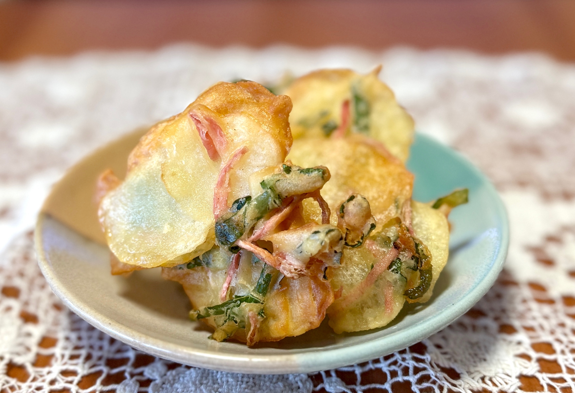 お弁当にヒラヒラじゃが芋と大葉と紅生姜の☆かき揚げ