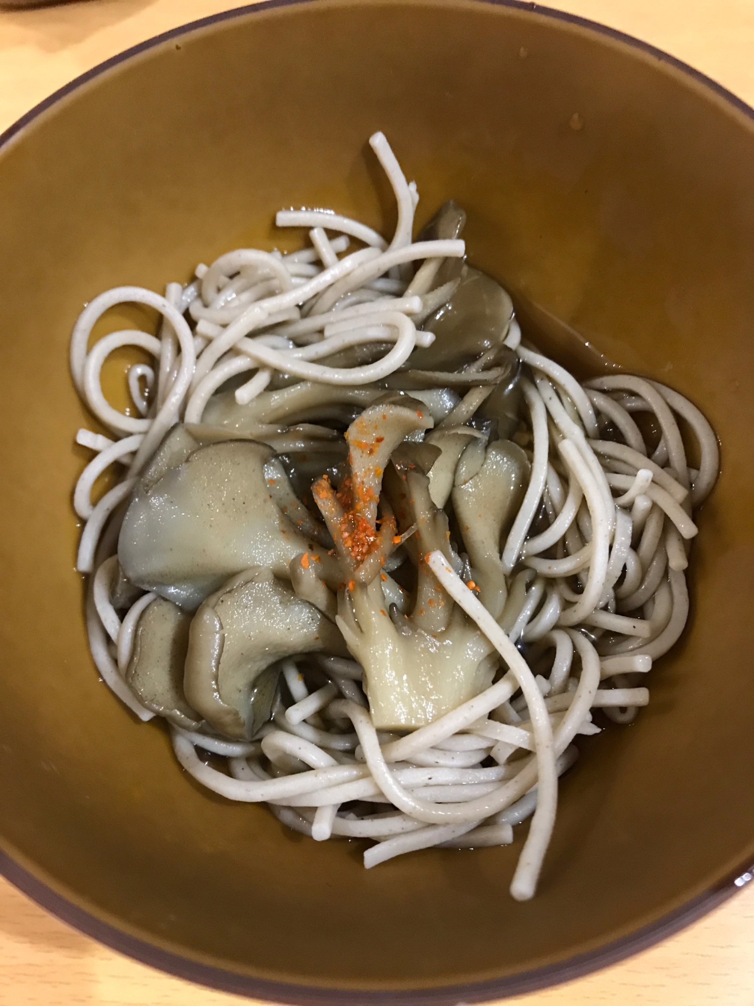 舞茸たっぷり！冷たいお蕎麦