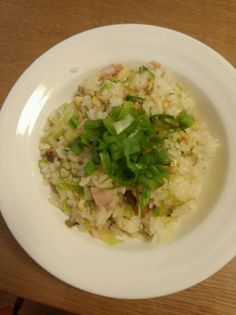 生のネギがたまらない ネギ乗せチャーハン レシピ 作り方 By Koko0730 楽天レシピ