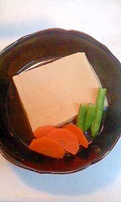 高野豆腐とニンジンの含め煮