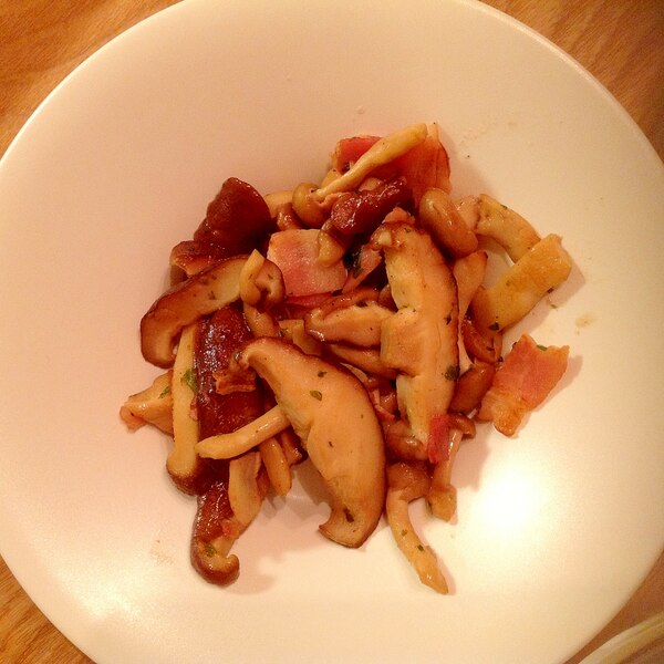 キノコとベーコンとパセリのバター炒め レシピ 作り方 By Tonokohimeko 楽天レシピ キノコとベーコンとパセリのバター炒め レシピ 作り方 By Tonokohimeko 楽天レシピ