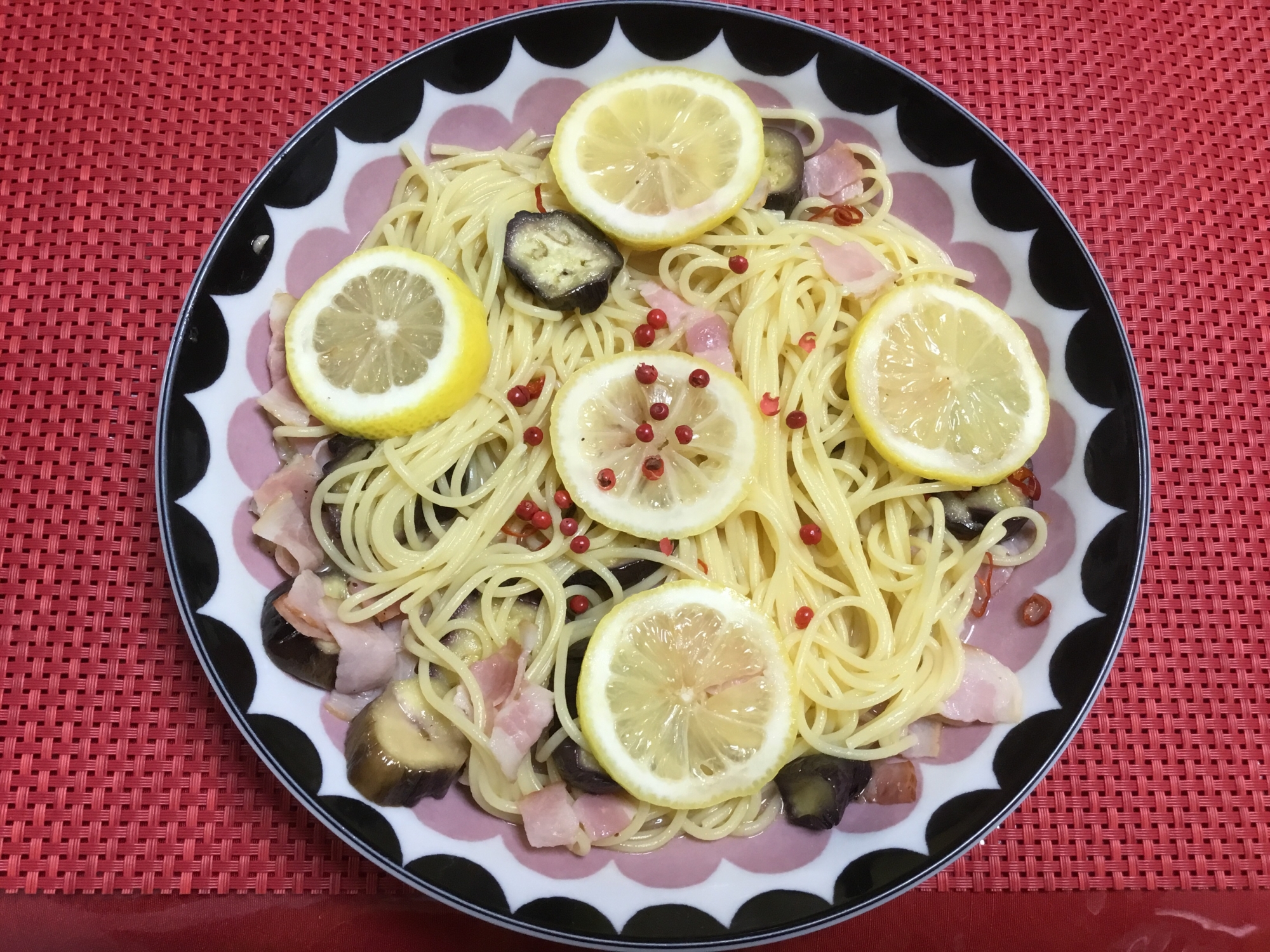 レモンとナスのペペロンチーノパスタ