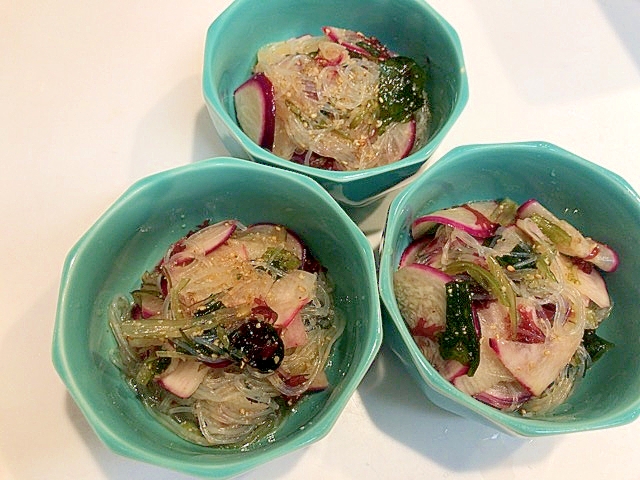 漬物だけじゃねー☆赤かぶと海藻と春雨の酢の物