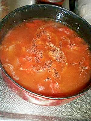玉ねぎのトマトスープ