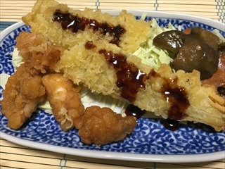 ガリガリ音を立てて食べる…さいこおの贅沢ですよねっ！穴子の天ぷら、長い１っぽんあったら買っちゃいます作るより旨しｗｗｗ。ナイスレシピをドウモゴチソ様！