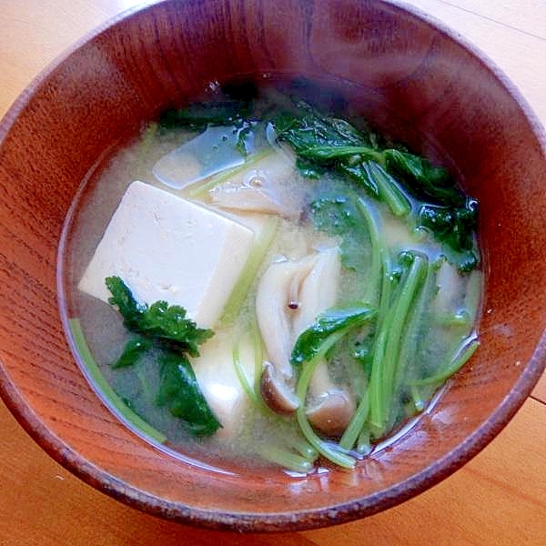 まな板なし！爽やか❤三つ葉&しめじ&豆腐の味噌汁♪