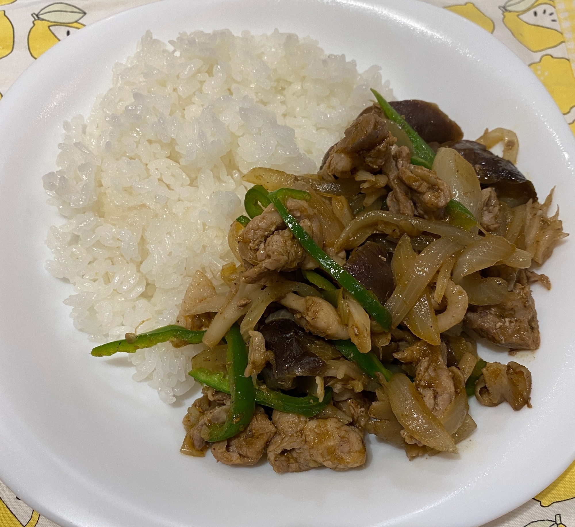 簡単☆ 豚こまとなすのカレー炒め