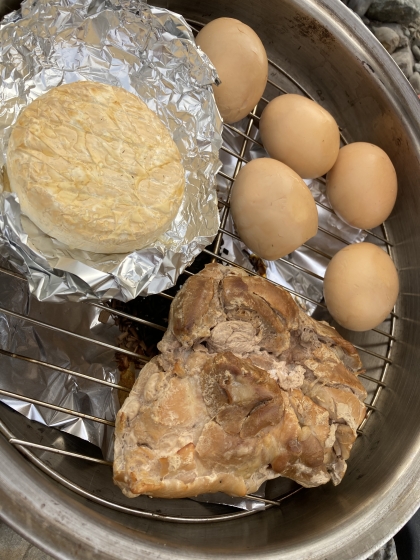 翌日は煙くささがないとのことで、明日の味わいがまた楽しみです！