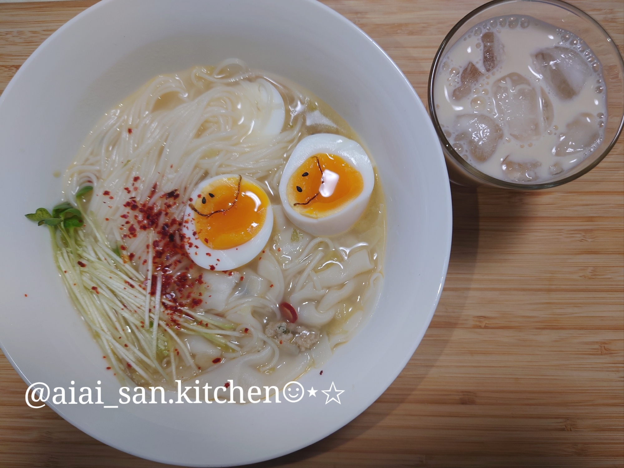 【そーめん】餃子でなんちゃってワンタン素麺