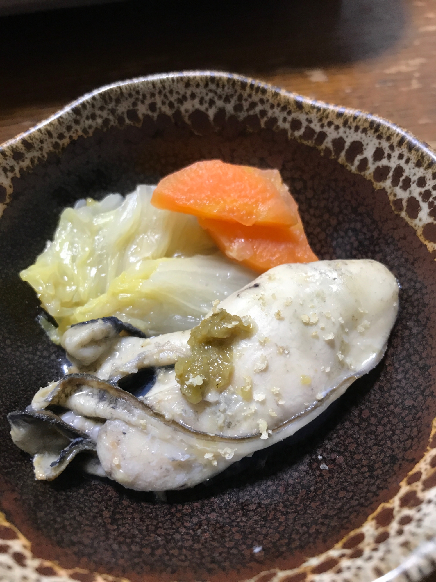 柚子胡椒で食べる、牡蠣と野菜