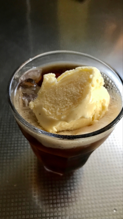 コーラ フロート レシピ 作り方 By かえるかえる38 楽天レシピ コーラ フロート レシピ 作り方 By かえるかえる38 楽天レシピ