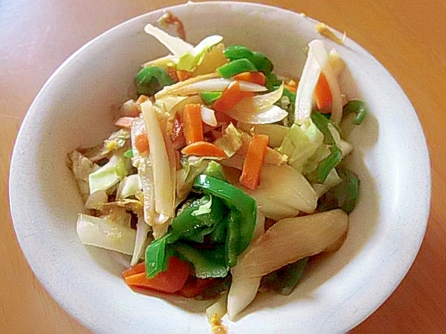 せん切り野菜の生姜醤油炒め