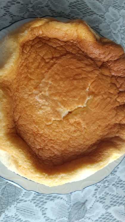 卵2個でもしっかり膨らむスフレチーズケーキ