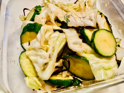 簡単！きゅうりの塩昆布和え