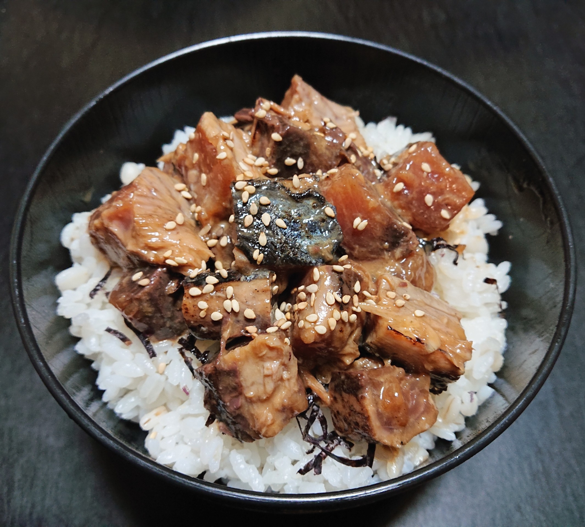 ゴマ漬け鰹丼